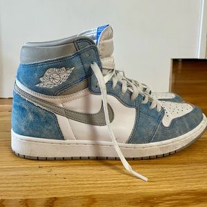Jordan 1 Retro High Hyper Royal Mens Sneakers